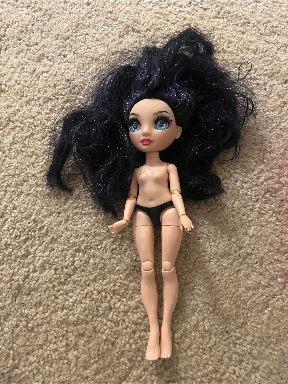 Rainbow High Ainsley Slater Fashion Doll Shadow High Navy Blue Hair